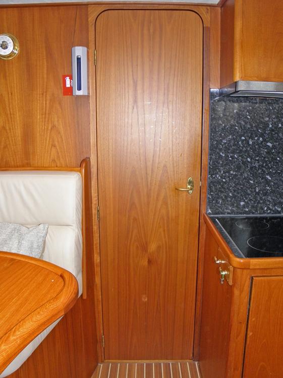 Fore ship, Accommodation